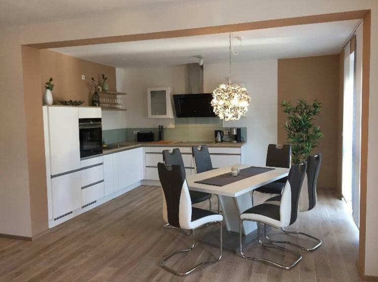 Koblenz Sued Exklusive Und Zentrale Designer Wohnung Екстер'єр фото